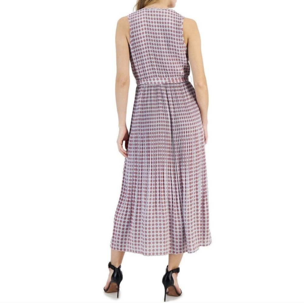 NWT T Tahari Fit And Flare Midi Dress In XS - Picture 2 of 14